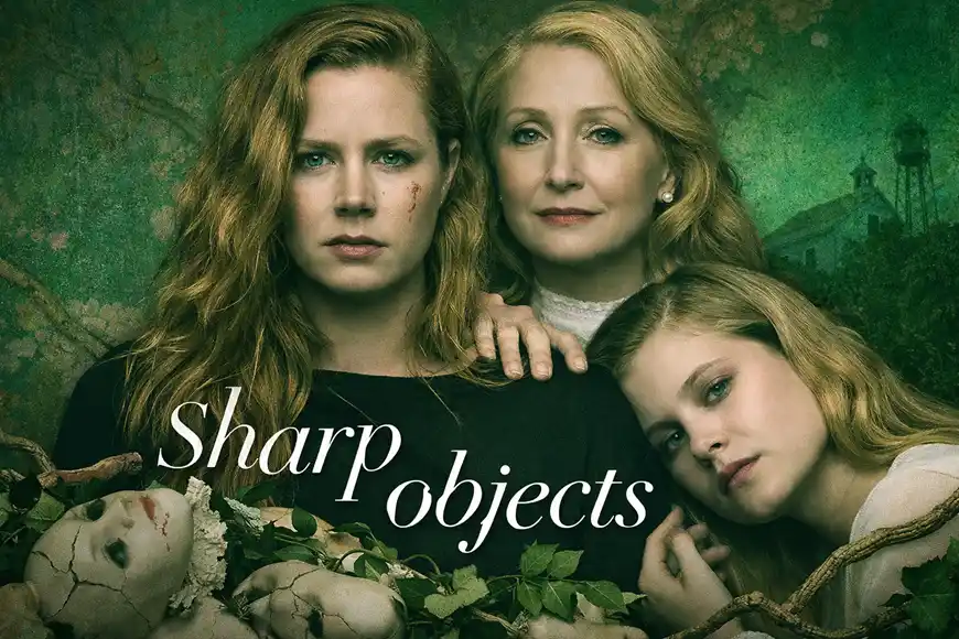 مشهد من مسلسل Sharp Objects يعكس الأجواء النفسية المظلمة وصراع البطلة مع ماضيها المؤلم.